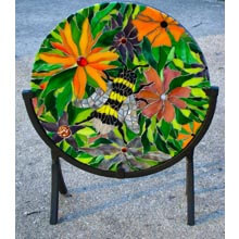 Lois Turpin bee mosaic art